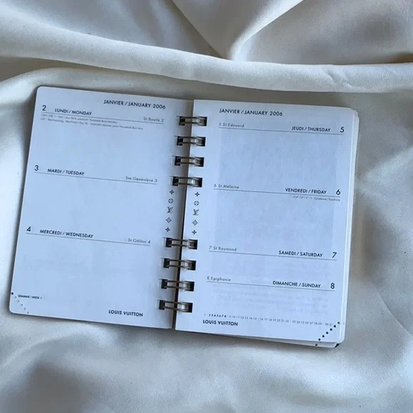 Louis Vuitton address book/agenda refill 2006 - Picture 7 of 9